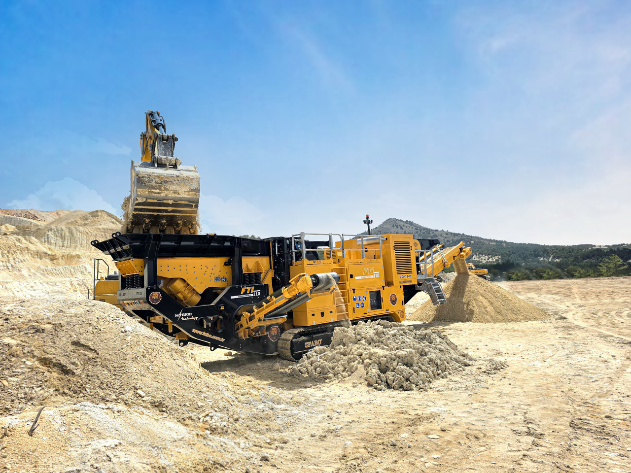 FABO crawler crusher - كسارة: صور 2 FABO crawler crusher - كسارة: صور 2
