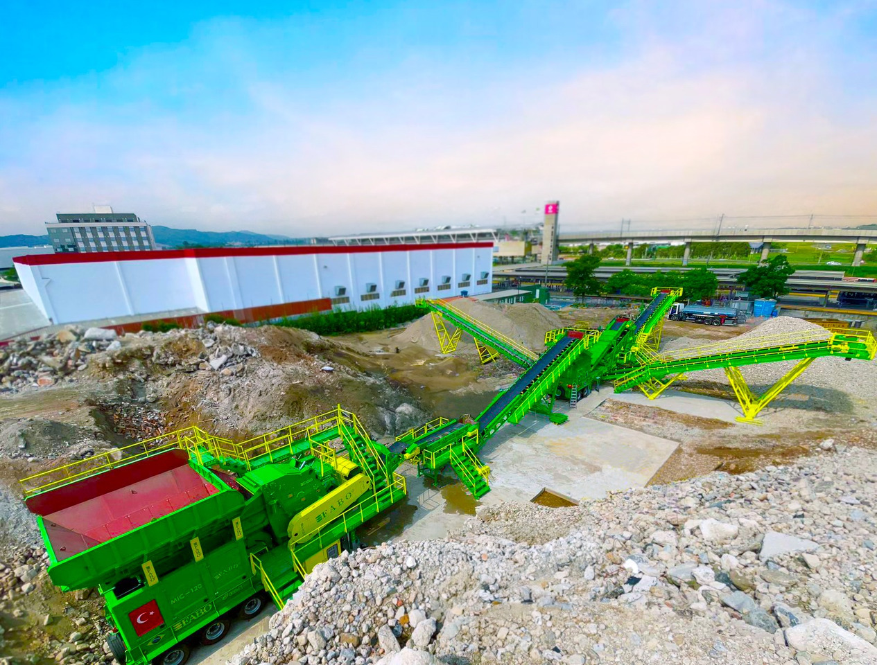 FABO mining machinery - crushing plant - ماكينات التعدين: صور 1 FABO mining machinery - crushing plant - ماكينات التعدين: صور 1