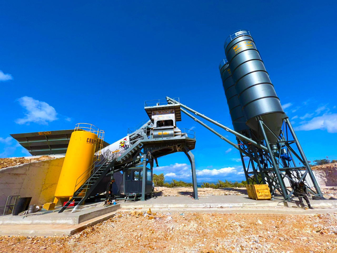 FABO mobile concrete batching plant - مصنع خلط الخرسانة: صور 3 FABO mobile concrete batching plant - مصنع خلط الخرسانة: صور 3