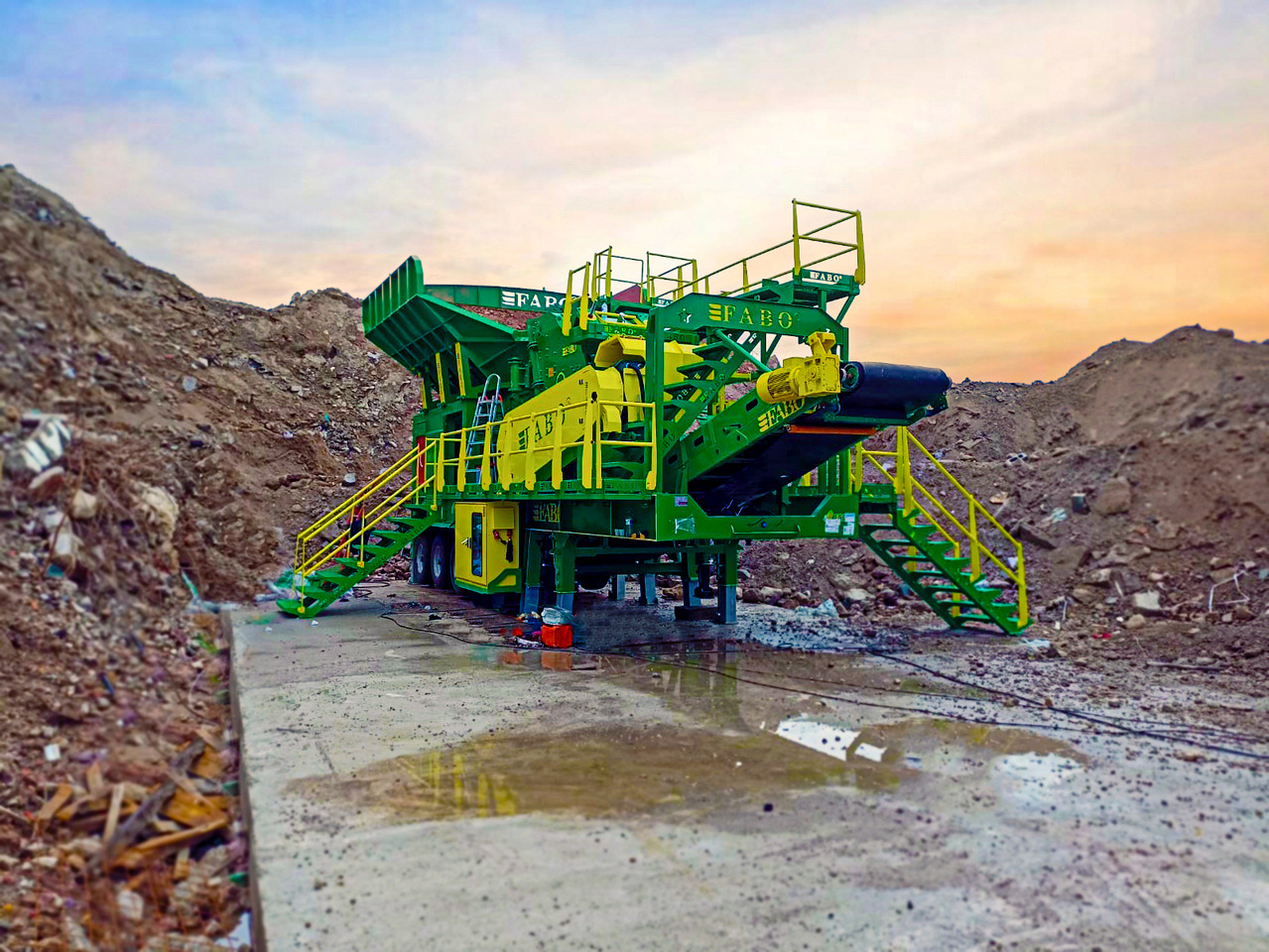 FABO mobile impact crusher - كسارة التصادمية: صور 4 FABO mobile impact crusher - كسارة التصادمية: صور 4