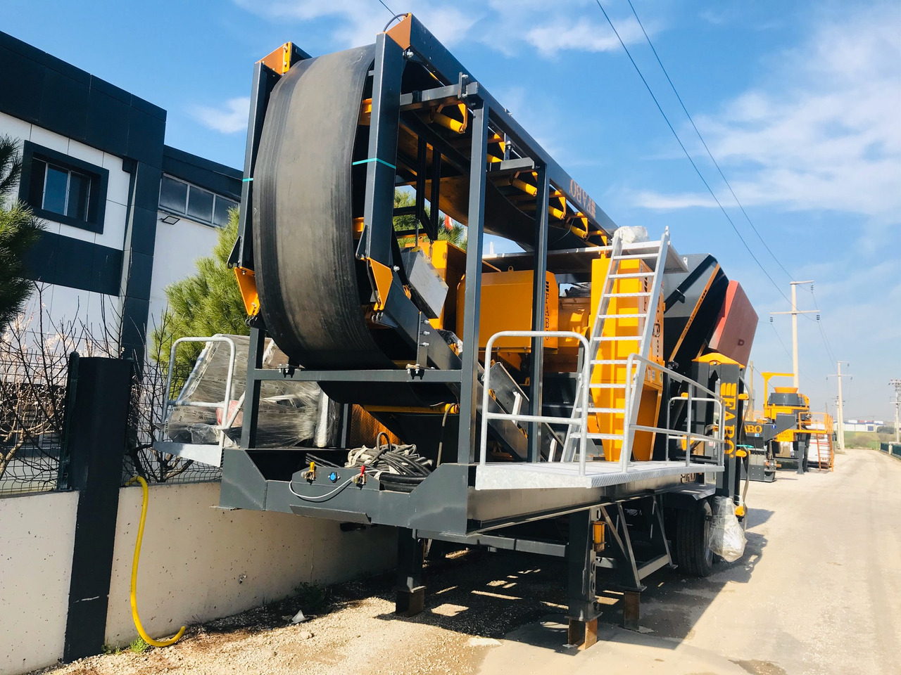 FABO mobile jaw crusher - كسارة فكية: صور 3 FABO mobile jaw crusher - كسارة فكية: صور 3