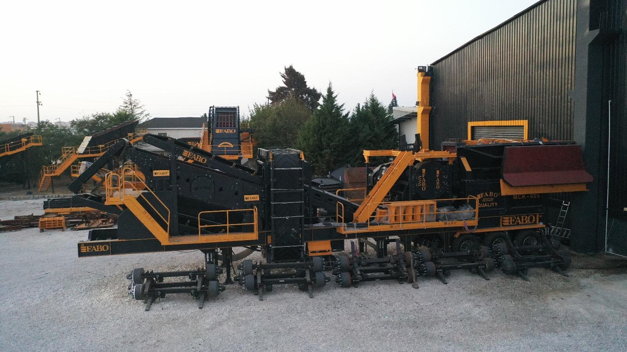 FABO mobile jaw crusher - كسارة فكية: صور 2 FABO mobile jaw crusher - كسارة فكية: صور 2