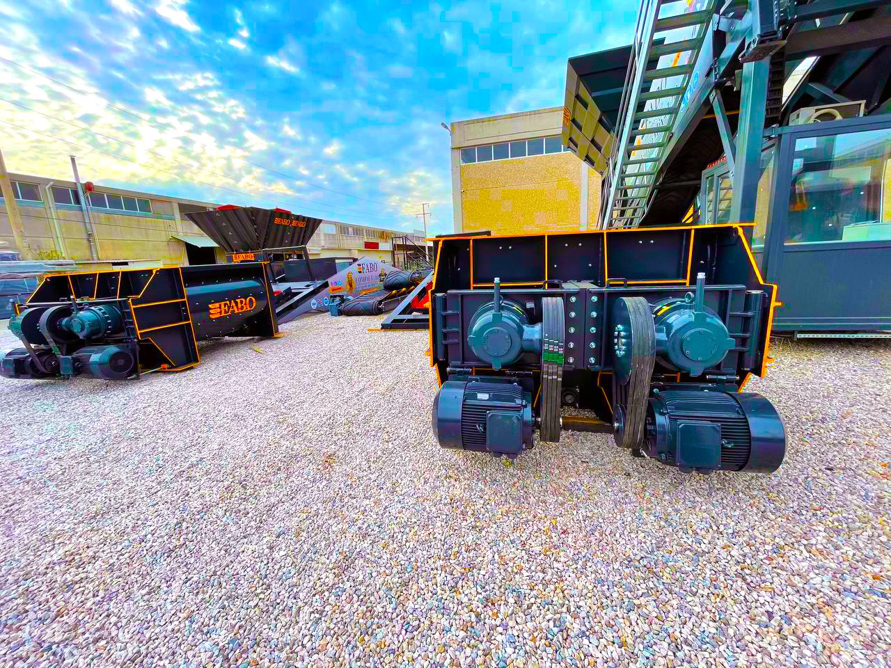 FABO twin shaft mixer - خلاطه اسمنت: صور 4 FABO twin shaft mixer - خلاطه اسمنت: صور 4