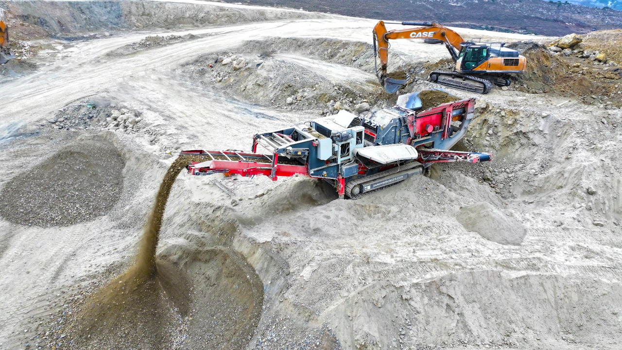 SANDVIK Mobile crusher - كسارة متحركه: صور 2 SANDVIK Mobile crusher - كسارة متحركه: صور 2