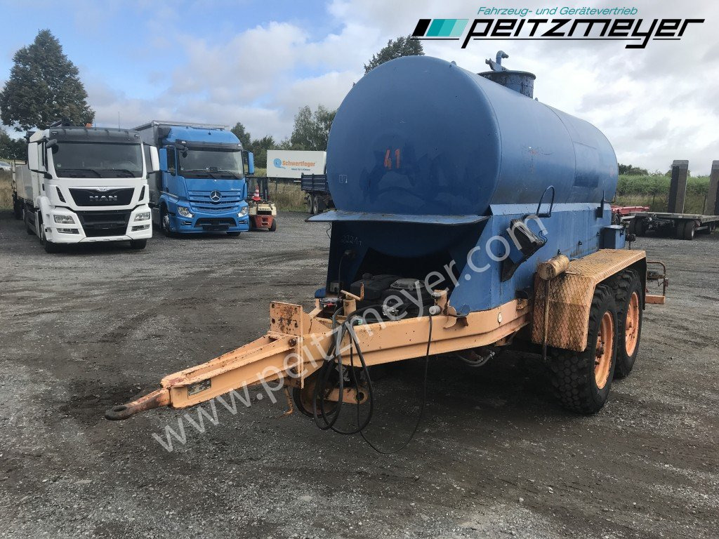 BATHE TANDEMANHÄNGER Bitum / Teerkocher 3,5 m³ Hatz Diesel-Motor 1 B 40 - موزع الأسفلت: صور 3 BATHE TANDEMANHÄNGER Bitum / Teerkocher 3,5 m³ Hatz Diesel-Motor 1 B 40 - موزع الأسفلت: صور 3