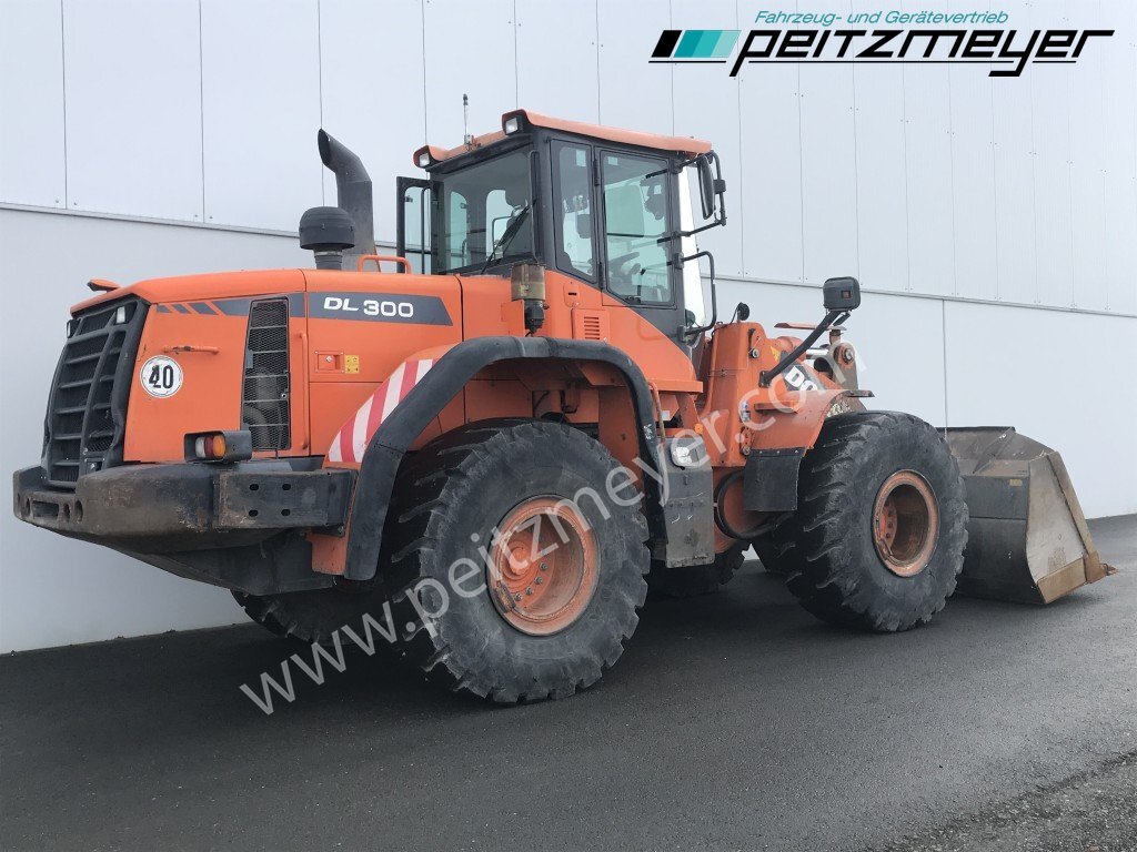 Doosan Radlader DL 300-3 - اللودر بعجل: صور 3 Doosan Radlader DL 300-3 - اللودر بعجل: صور 3
