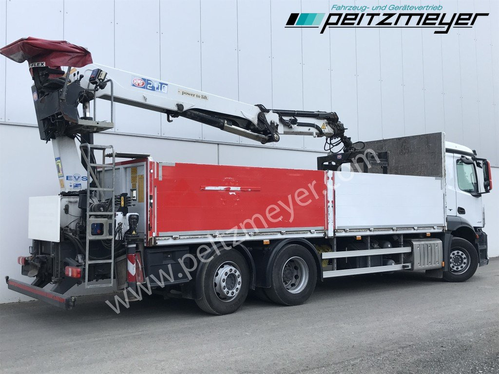 MERCEDES-BENZ Antos 2536 LL Pritsche HMF 2110-L5 5 fach Ausschub mit Steinzange - شاحنات مسطحة, شاحنة كرين: صور 3 MERCEDES-BENZ Antos 2536 LL Pritsche HMF 2110-L5 5 fach Ausschub mit Steinzange - شاحنات مسطحة, شاحنة كرين: صور 3