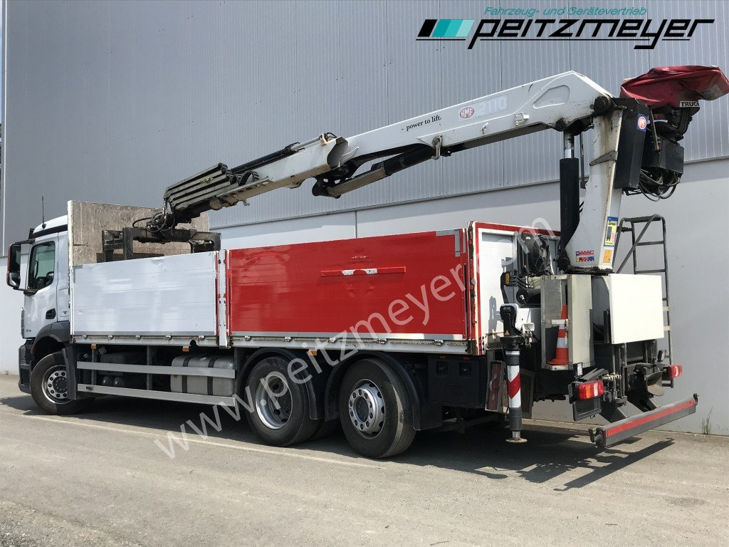 MERCEDES-BENZ Antos 2536 LL Pritsche HMF 2110-L5 5 fach Ausschub mit Steinzange - شاحنات مسطحة, شاحنة كرين: صور 4 MERCEDES-BENZ Antos 2536 LL Pritsche HMF 2110-L5 5 fach Ausschub mit Steinzange - شاحنات مسطحة, شاحنة كرين: صور 4