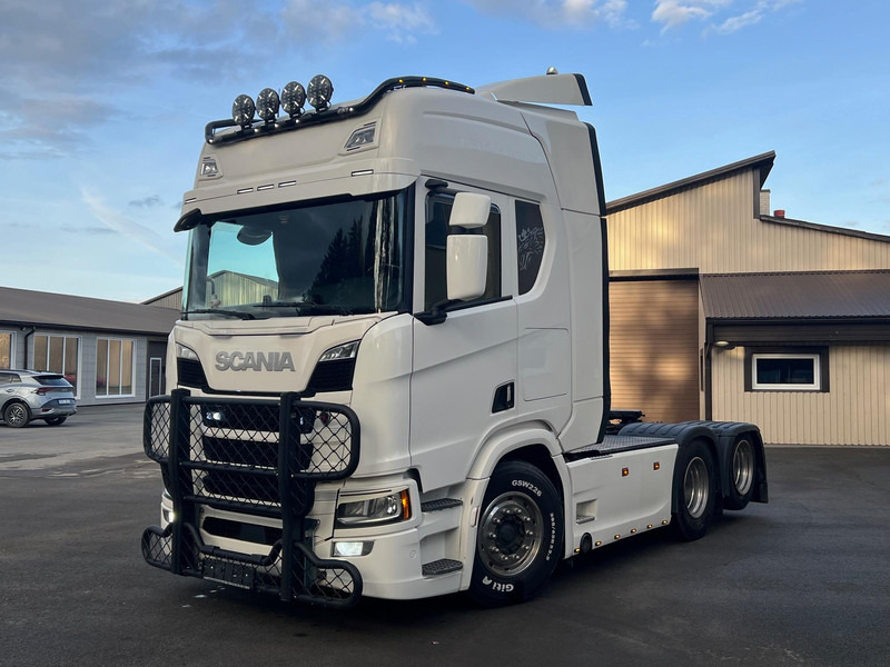 Scania R500 A6X2NB - شاحنة جرار: صور 1 Scania R500 A6X2NB - شاحنة جرار: صور 1
