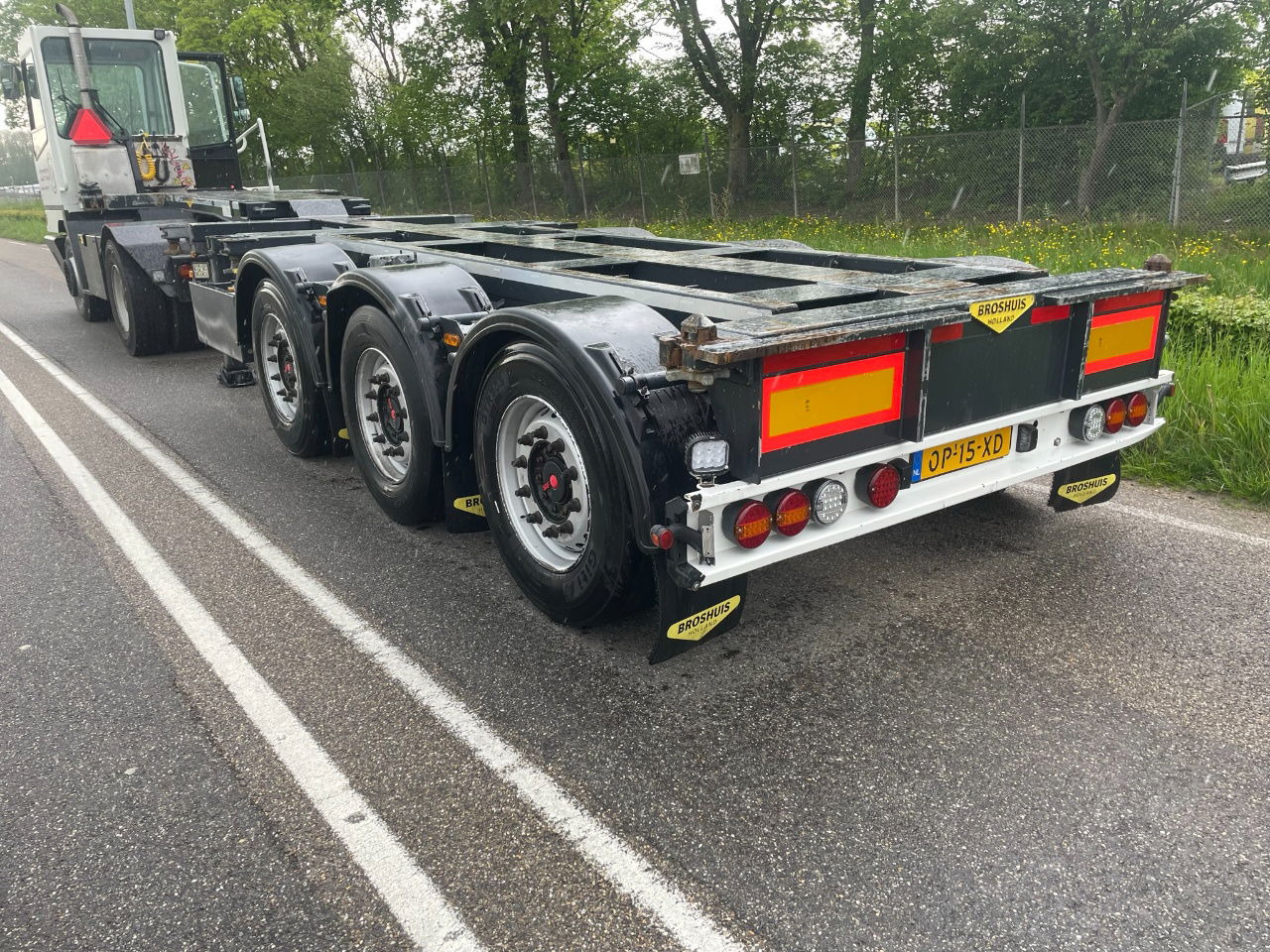 Broshuis Mfcc 20-30-40-45 FT HC / Disc brakes / Lifting axle / led /tuf 4-2026 - شاحنات الحاويات/ جسم علوي قابل للتغيير نصف مقطورة: صور 2 Broshuis Mfcc 20-30-40-45 FT HC / Disc brakes / Lifting axle / led /tuf 4-2026 - شاحنات الحاويات/ جسم علوي قابل للتغيير نصف مقطورة: صور 2