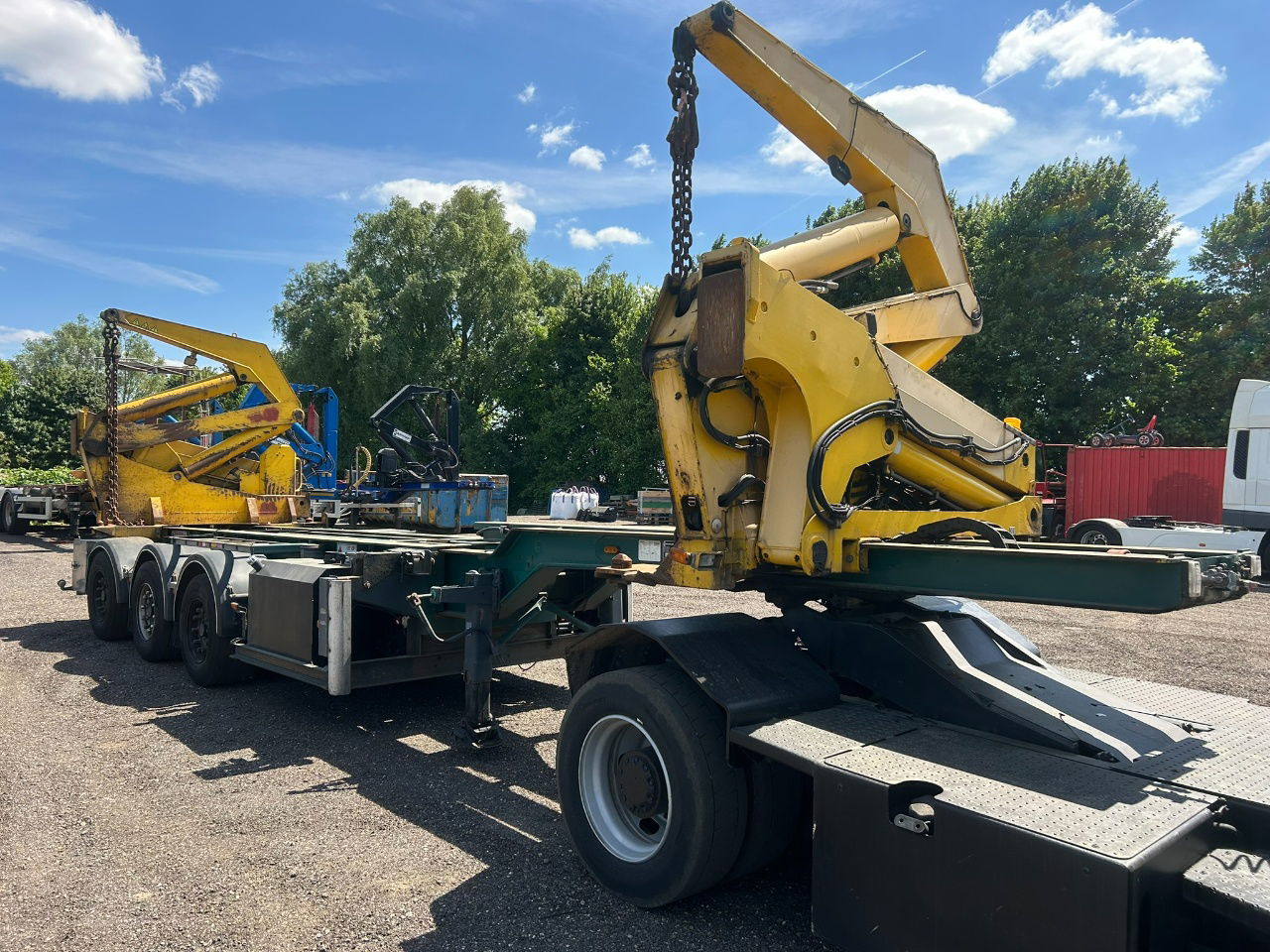 Hammar 195 HC / 20 ft, 2 x 20 ft 40 ft HC, power pack Diesel, Wireless controlle - شاحنات الحاويات/ جسم علوي قابل للتغيير نصف مقطورة: صور 2 Hammar 195 HC / 20 ft, 2 x 20 ft 40 ft HC, power pack Diesel, Wireless controlle - شاحنات الحاويات/ جسم علوي قابل للتغيير نصف مقطورة: صور 2