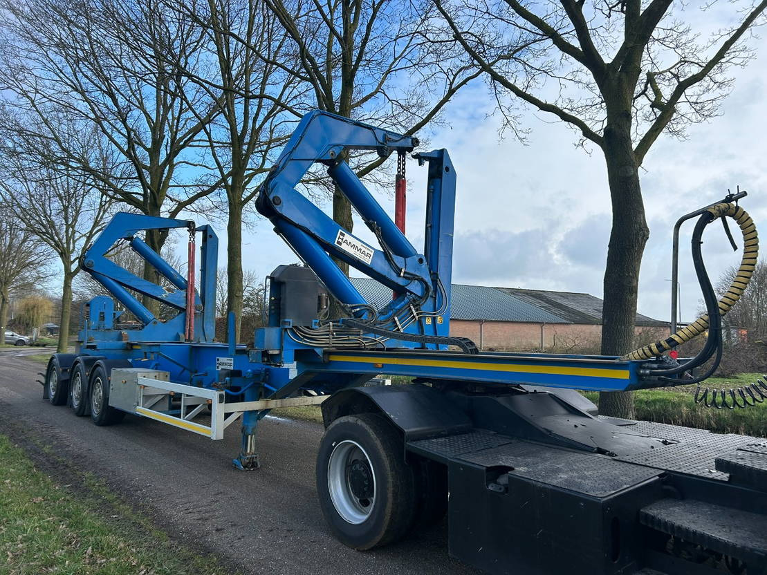 Hammar Sideloader 160 E / 20ft - 2 x 20 ft - 40 - Containers / 33 tons lifting c - شاحنات الحاويات/ جسم علوي قابل للتغيير نصف مقطورة: صور 5 Hammar Sideloader 160 E / 20ft - 2 x 20 ft - 40 - Containers / 33 tons lifting c - شاحنات الحاويات/ جسم علوي قابل للتغيير نصف مقطورة: صور 5