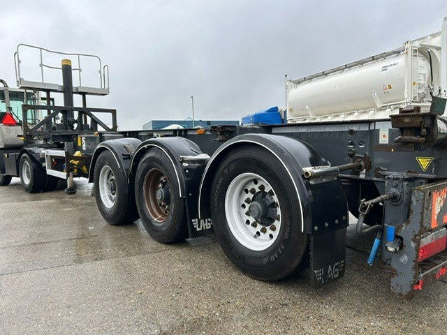 LAG LAG 30 ft Tipping chassis / Alcoa,s / bpw disc / airepipe - شاحنات الحاويات/ جسم علوي قابل للتغيير نصف مقطورة: صور 4 LAG LAG 30 ft Tipping chassis / Alcoa,s / bpw disc / airepipe - شاحنات الحاويات/ جسم علوي قابل للتغيير نصف مقطورة: صور 4