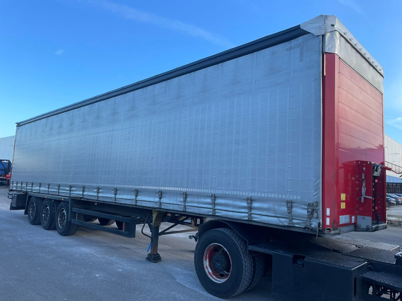 Schmitz Cargobull SCB-S3T EN 12642-XL Allu borden - disc brakes 2 x toolbox / tu - الخيمة نصف مقطورة: صور 1 Schmitz Cargobull SCB-S3T EN 12642-XL Allu borden - disc brakes 2 x toolbox / tu - الخيمة نصف مقطورة: صور 1