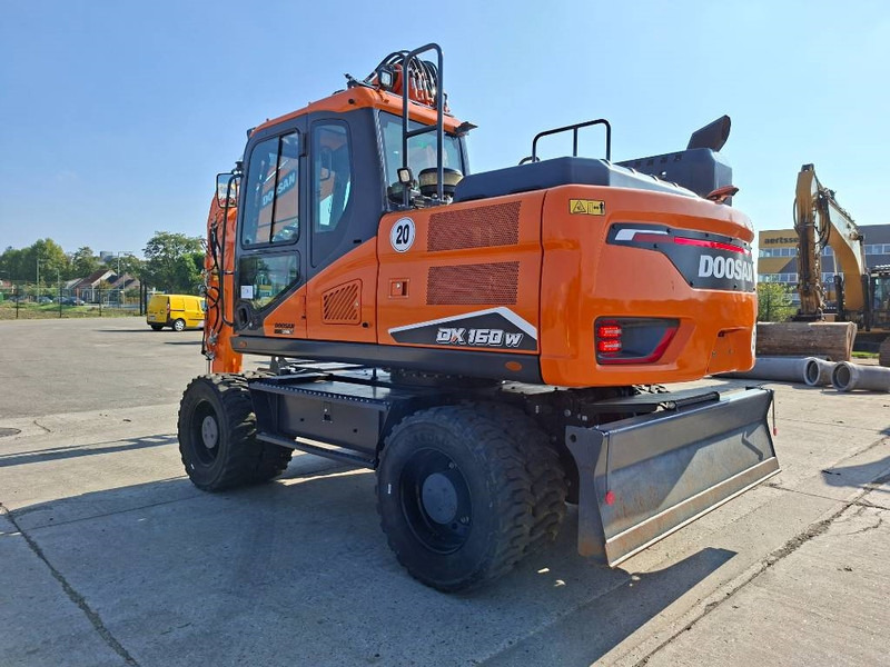Doosan DX160W-7 - حفارة على عجلات: صور 5 Doosan DX160W-7 - حفارة على عجلات: صور 5