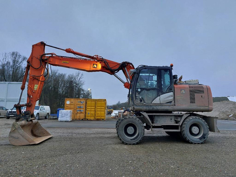 Hitachi ZX170W-5B - حفارة على عجلات: صور 1 Hitachi ZX170W-5B - حفارة على عجلات: صور 1