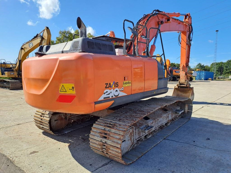 Hitachi ZX210LC-6 - حفارات زحافة: صور 4 Hitachi ZX210LC-6 - حفارات زحافة: صور 4