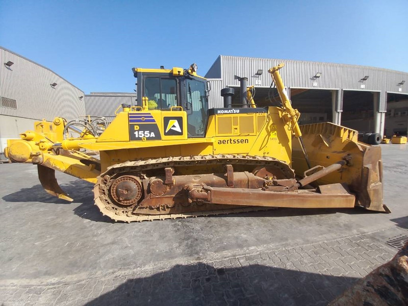 Komatsu D155A-6R (4 Pcs available in Abu Dhabi) - بلدوزر: صور 5 Komatsu D155A-6R (4 Pcs available in Abu Dhabi) - بلدوزر: صور 5