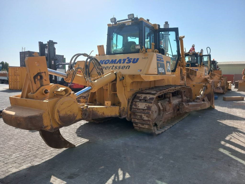 Komatsu D155A-6R (4 Pcs available in Abu Dhabi) - بلدوزر: صور 5 Komatsu D155A-6R (4 Pcs available in Abu Dhabi) - بلدوزر: صور 5