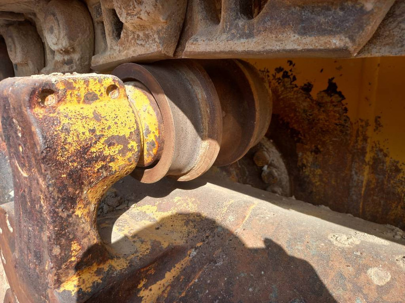 بلدوزر Komatsu D155A-6R (4 pieces available - Abu Dhabi): صور 13