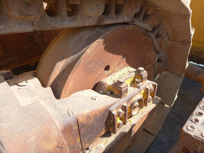 بلدوزر Komatsu D155A-6R (4 pieces available - Abu Dhabi): صور 12