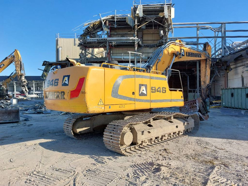 Liebherr R 946 - حفارات زحافة: صور 4 Liebherr R 946 - حفارات زحافة: صور 4