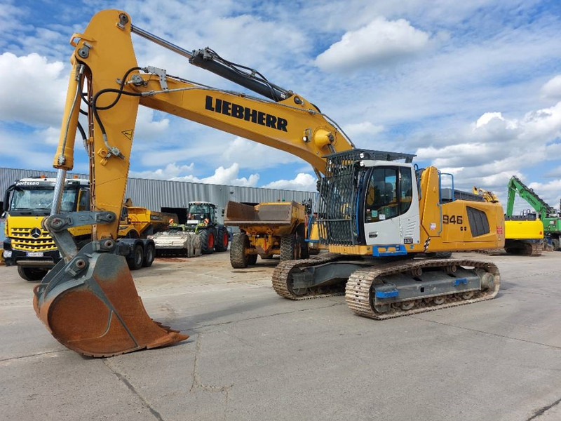 Liebherr R946 LC (Lifting Cab) - حفارات زحافة: صور 3 Liebherr R946 LC (Lifting Cab) - حفارات زحافة: صور 3