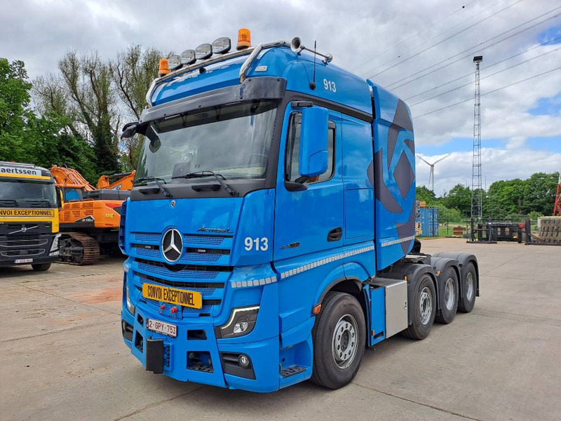 Mercedes-Benz Actros 4463 LS Giga (180Ton Push/Pull) - شاحنة جرار: صور 1 Mercedes-Benz Actros 4463 LS Giga (180Ton Push/Pull) - شاحنة جرار: صور 1