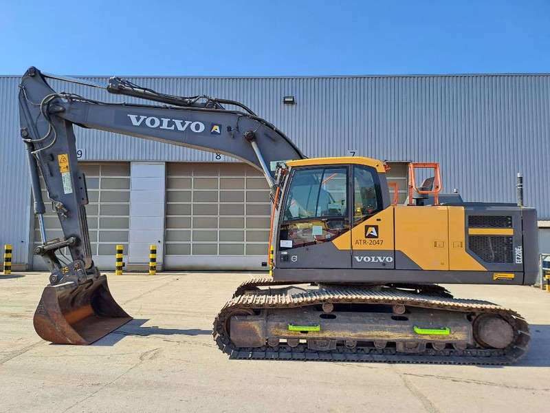 Volvo EC220EL - حفارات زحافة: صور 1 Volvo EC220EL - حفارات زحافة: صور 1