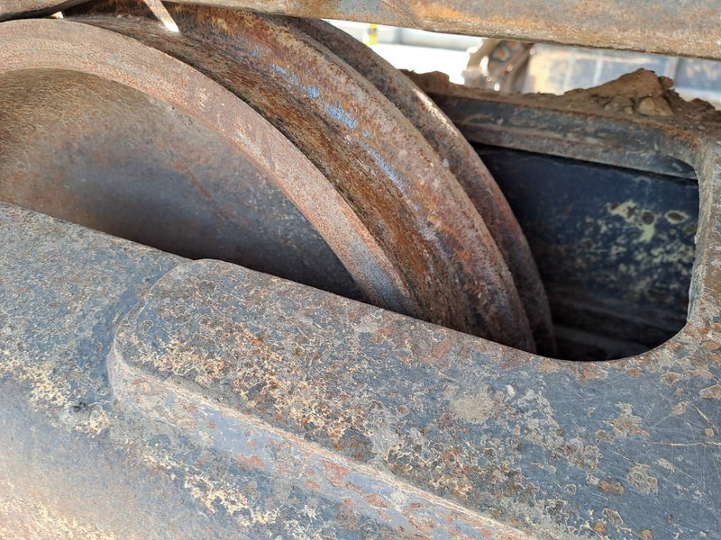 حفارات زحافة Volvo EC220EL: صور 16 حفارات زحافة Volvo EC220EL: صور 16