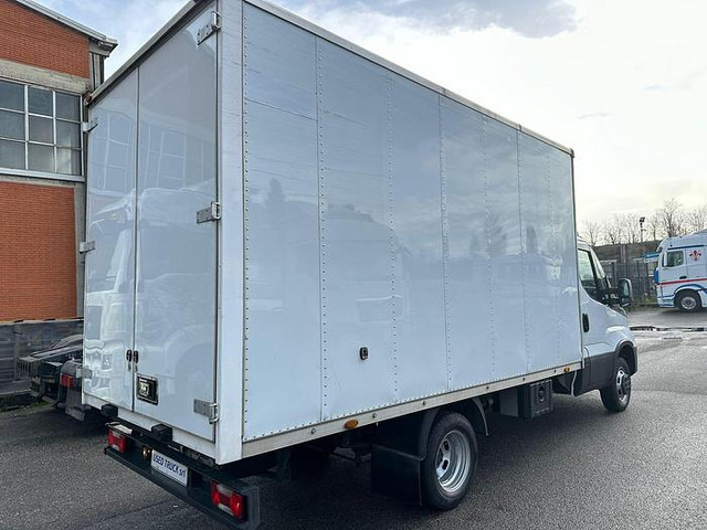 Iveco 35C14 - الشاحنات الصغيرة صندوق مغلق: صور 3 Iveco 35C14 - الشاحنات الصغيرة صندوق مغلق: صور 3