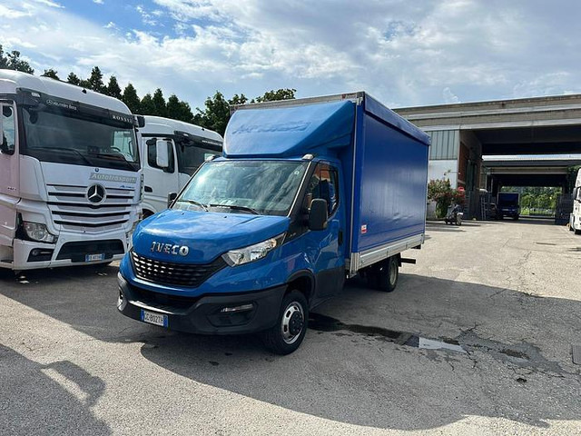 Iveco 35C16 - الشاحنات الصغيرة ستائر: صور 2 Iveco 35C16 - الشاحنات الصغيرة ستائر: صور 2