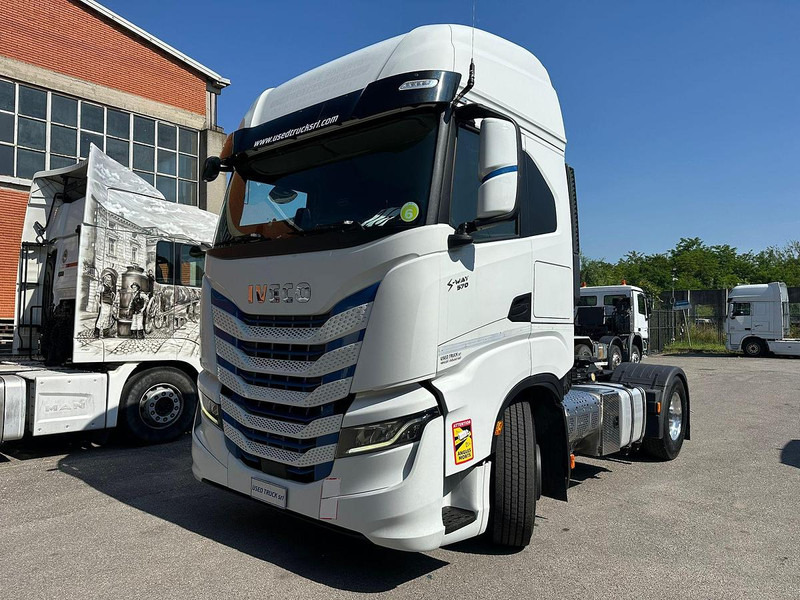 Iveco S-Way 570 - شاحنة جرار: صور 1 Iveco S-Way 570 - شاحنة جرار: صور 1