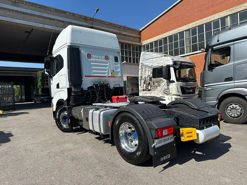 Iveco S-Way 570 - شاحنة جرار: صور 5 Iveco S-Way 570 - شاحنة جرار: صور 5