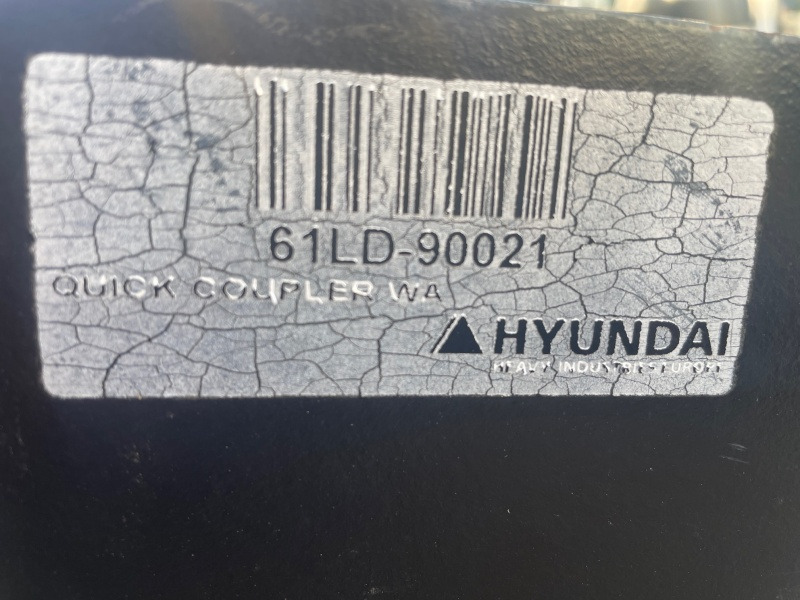 Adapter Hyundai HL757 to Volvo - وصلة الربط للمعدات المعلقة - اللودر بعجل: صور 3 Adapter Hyundai HL757 to Volvo - وصلة الربط للمعدات المعلقة - اللودر بعجل: صور 3