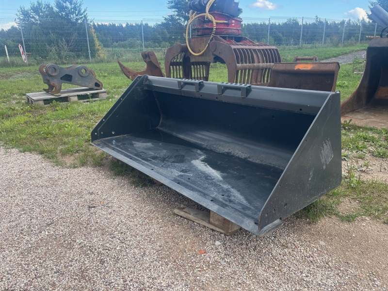 BOBCAT 1730mm - بكت - شيول صغير: صور 3 BOBCAT 1730mm - بكت - شيول صغير: صور 3