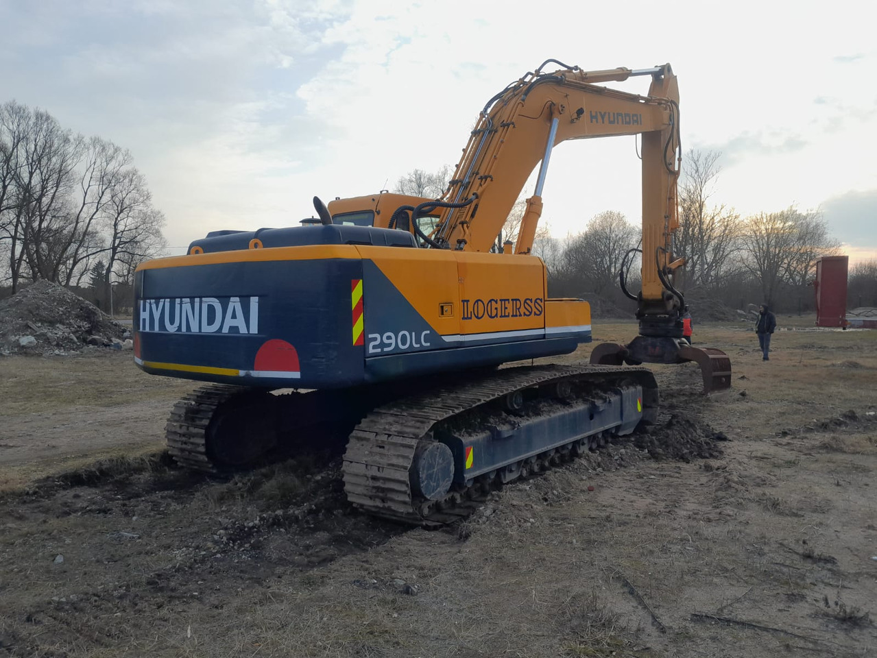 Hyundai 290LC-7 - حفارات زحافة: صور 1 Hyundai 290LC-7 - حفارات زحافة: صور 1