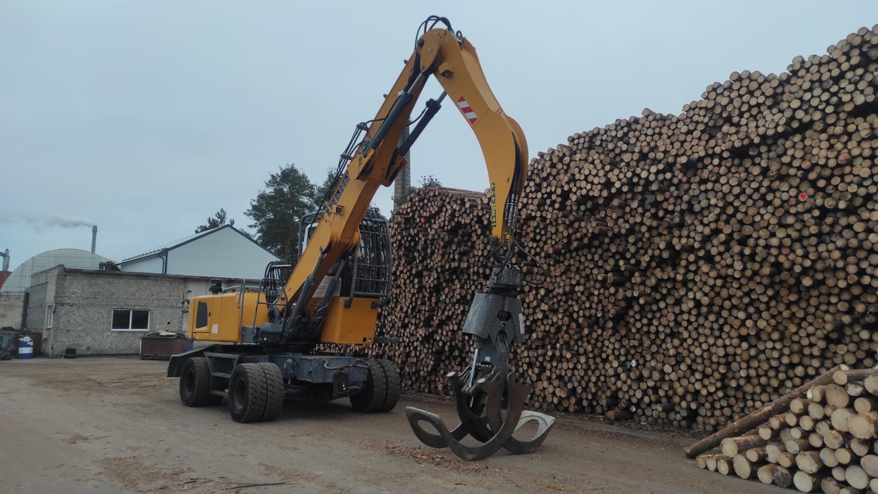 LIEBHERR LH 35 M Litronic - حفارة النقل والشحن: صور 4 LIEBHERR LH 35 M Litronic - حفارة النقل والشحن: صور 4