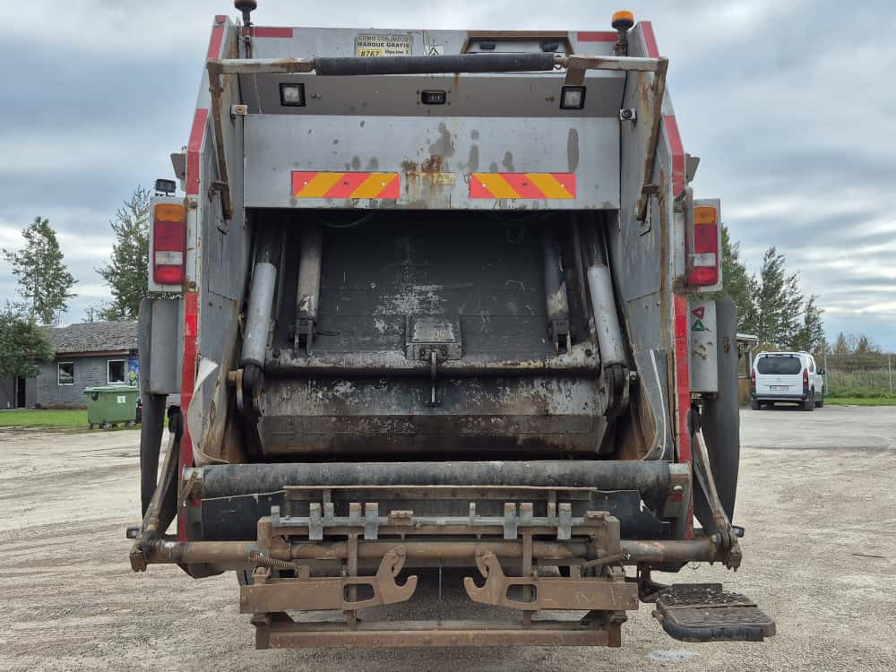 شاحنة القمامة MAN TGM26.290: صور 7