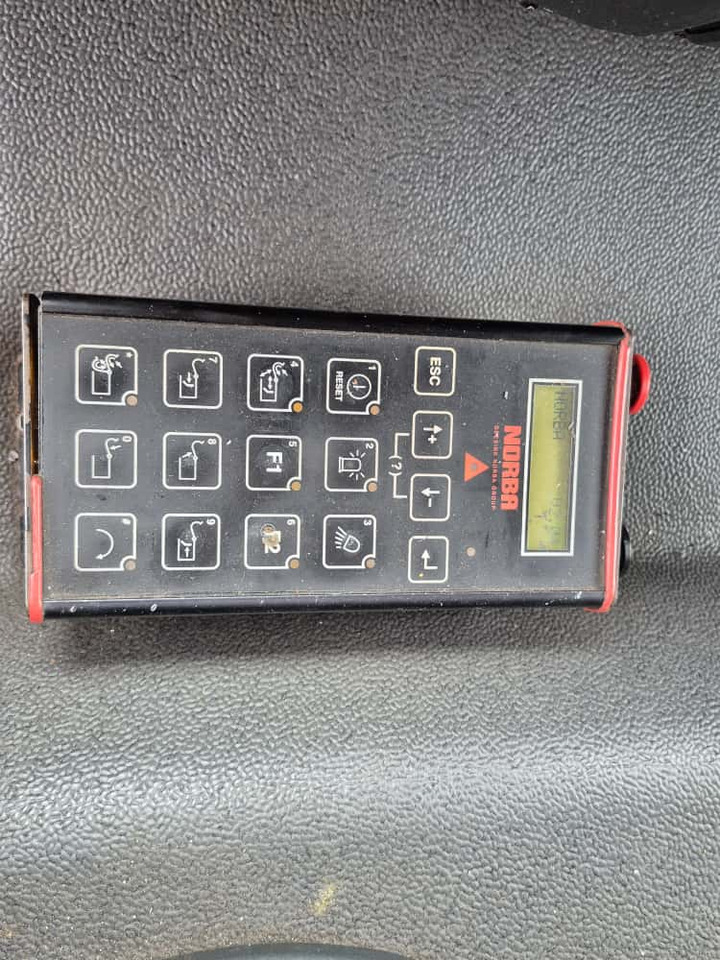 شاحنة القمامة MAN TGM26.290: صور 22