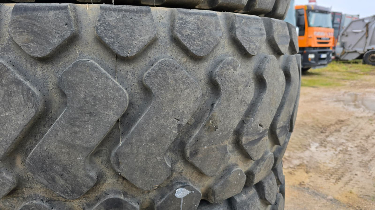 MICHELIN 17.5 R25 4pcs - عجلات - آلات البناء: صور 3 MICHELIN 17.5 R25 4pcs - عجلات - آلات البناء: صور 3