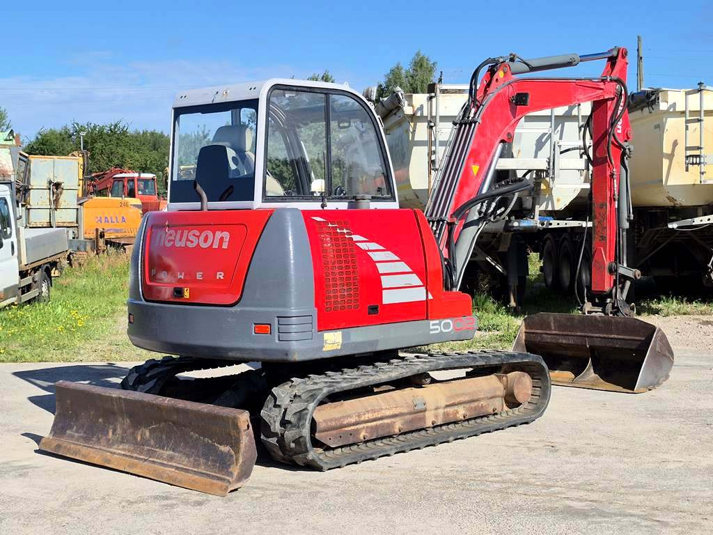 NEUSON 5002 RD, 5 ton - حفارة مصغرة: صور 5 NEUSON 5002 RD, 5 ton - حفارة مصغرة: صور 5