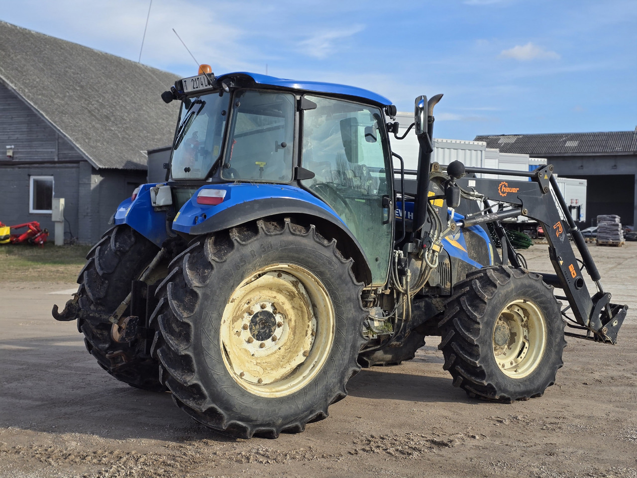 New Holland T5.115 - جرار: صور 3 New Holland T5.115 - جرار: صور 3