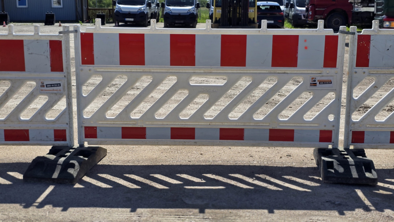 Nissen barrier fence. 2100x1100 - الأدوات والمعدات: صور 4 Nissen barrier fence. 2100x1100 - الأدوات والمعدات: صور 4