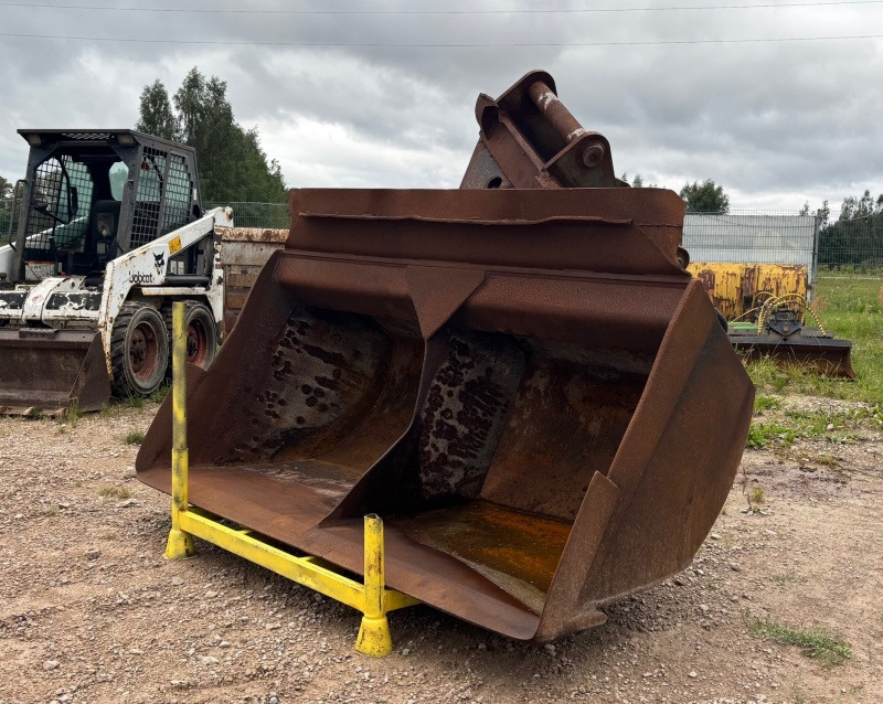 S70 2050mm - بكت حفار - حفارات زحافة: صور 3 S70 2050mm - بكت حفار - حفارات زحافة: صور 3