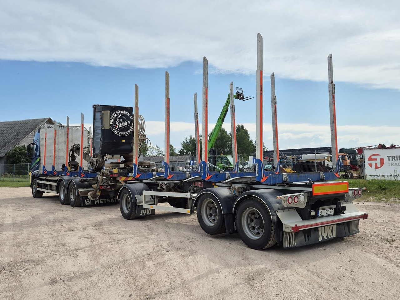 VOLVO FH500 JYKI V31 Kesla - شاحنة قطع الأشجار: صور 4 VOLVO FH500 JYKI V31 Kesla - شاحنة قطع الأشجار: صور 4