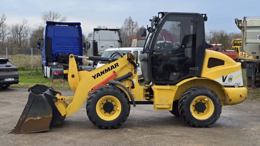 YANMAR V8. 772 original hours. - اللودر بعجل: صور 2 YANMAR V8. 772 original hours. - اللودر بعجل: صور 2
