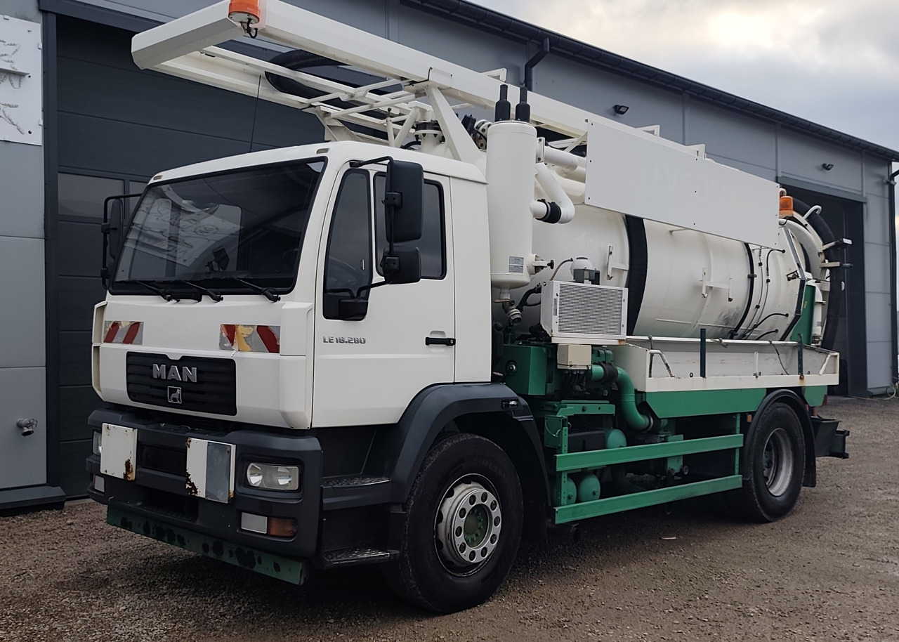 MAN MULLER - فراغ شاحنة: صور 1 MAN MULLER - فراغ شاحنة: صور 1