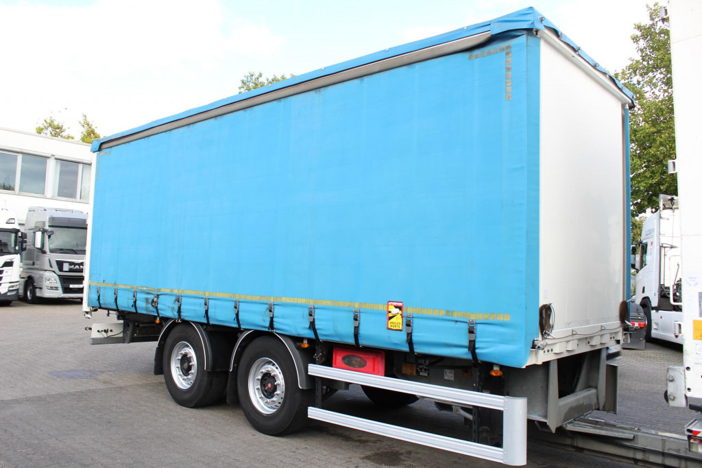 Fruehauf Fruehauf 2-Achser SAF Edscha Alu Bordwände - مقطورة ستارة: صور 1 Fruehauf Fruehauf 2-Achser SAF Edscha Alu Bordwände - مقطورة ستارة: صور 1