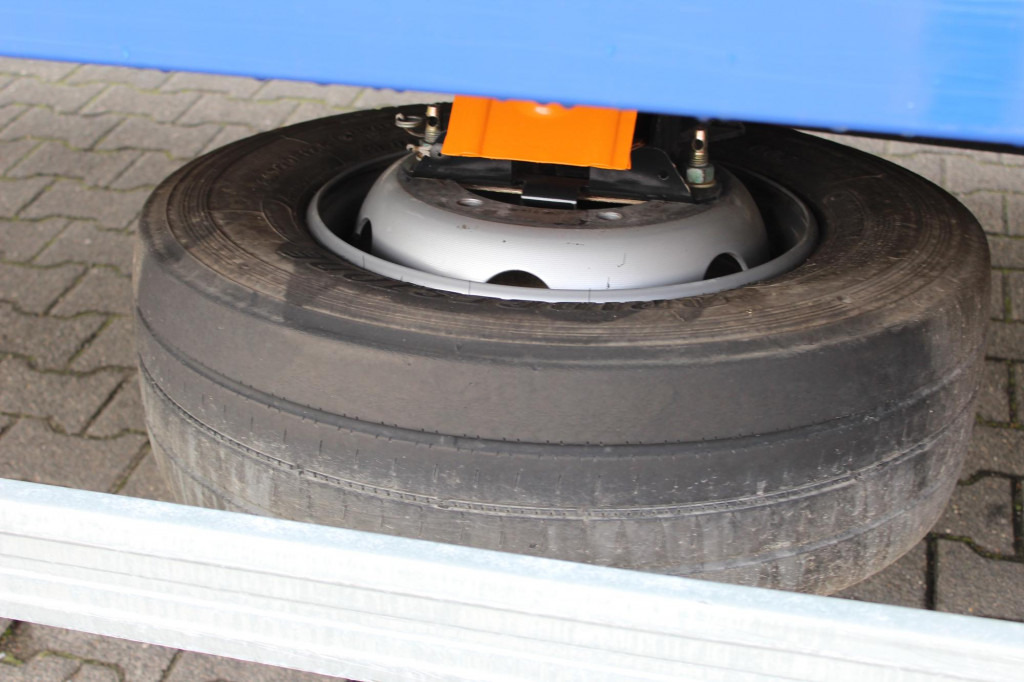 MAN TGL 12.220 Plane-Koffer 7,5 m LBW Klima 199TKm - شاحنة ستارة: صور 5 MAN TGL 12.220 Plane-Koffer 7,5 m LBW Klima 199TKm - شاحنة ستارة: صور 5